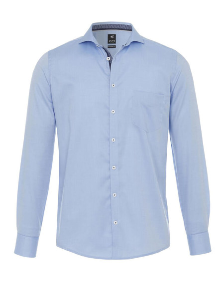 Camisa Pure MODERN FIT TWILL azul claro con cuello cutaway de corte moderno