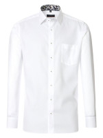 Camisa Redmond MODERN FIT ESTRUCTURA blanco con cuello Kent de corte moderno