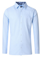 Camisa Redmond MODERN FIT ESTRUCTURA azul claro con cuello Kent de corte moderno