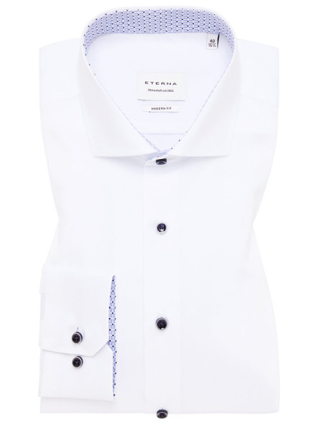 Camisa Eterna MODERN FIT UNI POPELINE blanco con cuello Seccionado de corte moderno