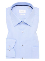 Camisa Eterna MODERN FIT NATTÉ azul claro con cuello Kent de corte moderno