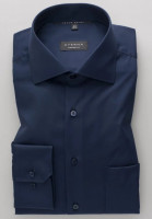 Camicia Eterna COMFORT FIT TWILL blu scuro con Kent classico collar in taglio classico