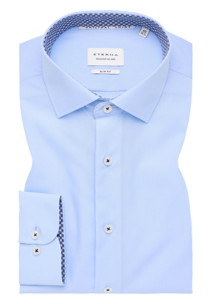 Camisa Eterna SLIM FIT UNI POPELINE azul claro con cuello Kent de corte estrecho