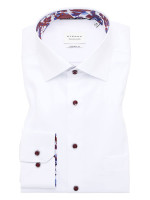 Camisa Eterna COMFORT FIT TWILL blanco con cuello Kent de corte clásico